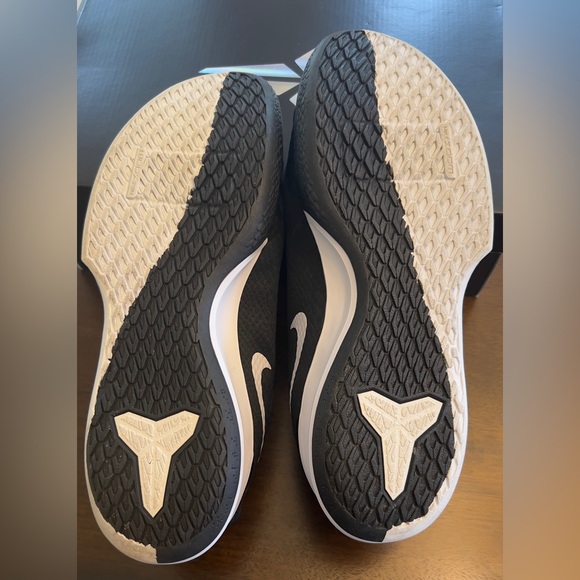 Nike Mamba Focus Black/White mens size 13 - Picture 13 of 16
